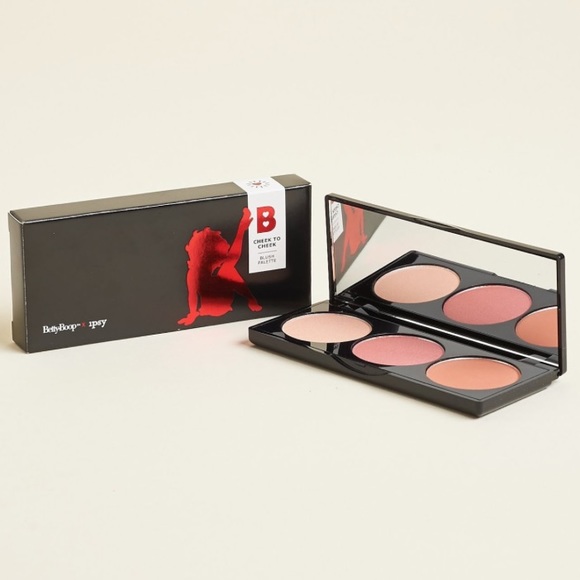 betty boop blush palette